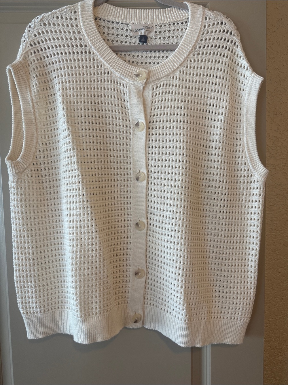 Universal Thread White Open-Knit Sleeveless Button Cardigan - Picture 4 of 8